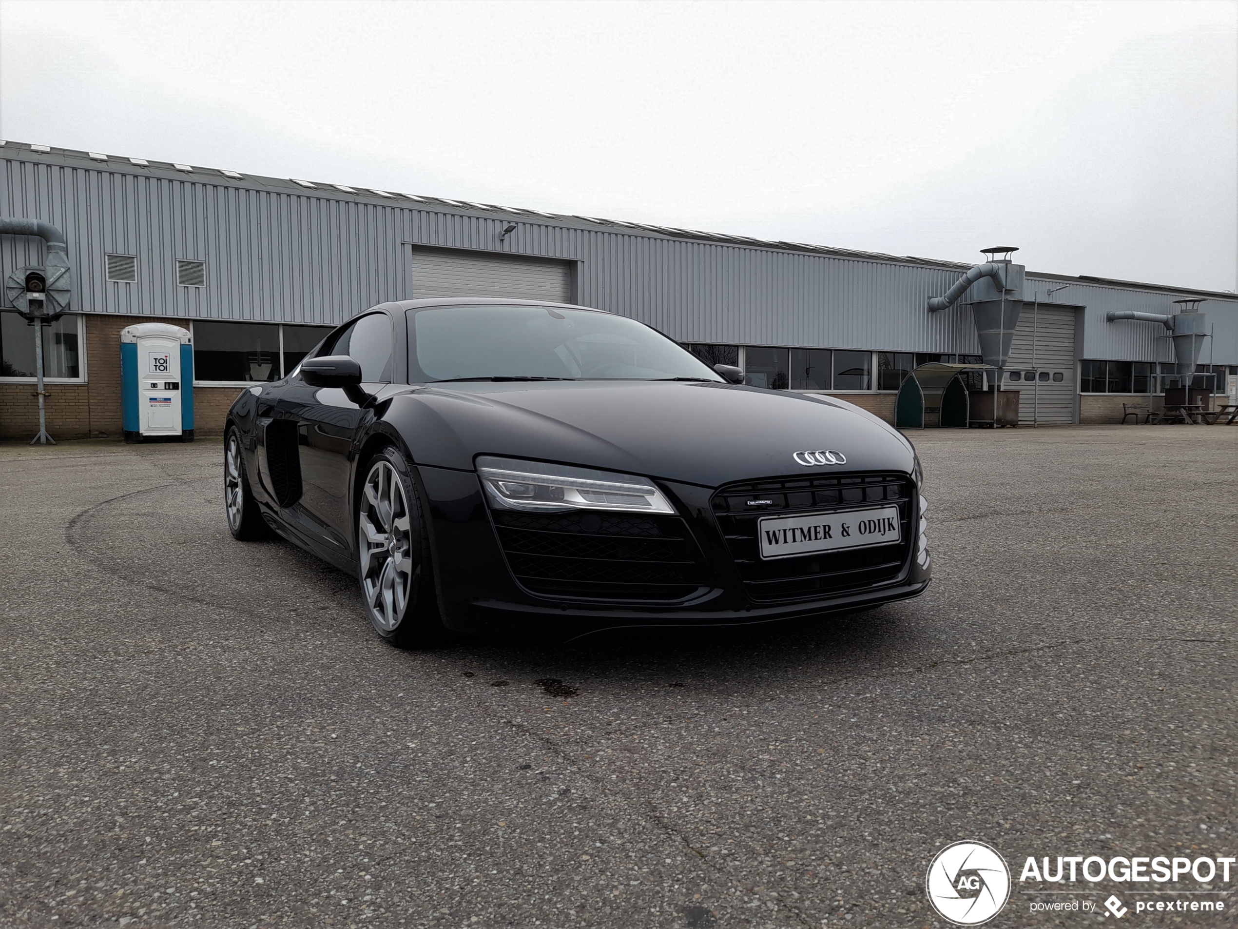 Audi R8 V10 2013