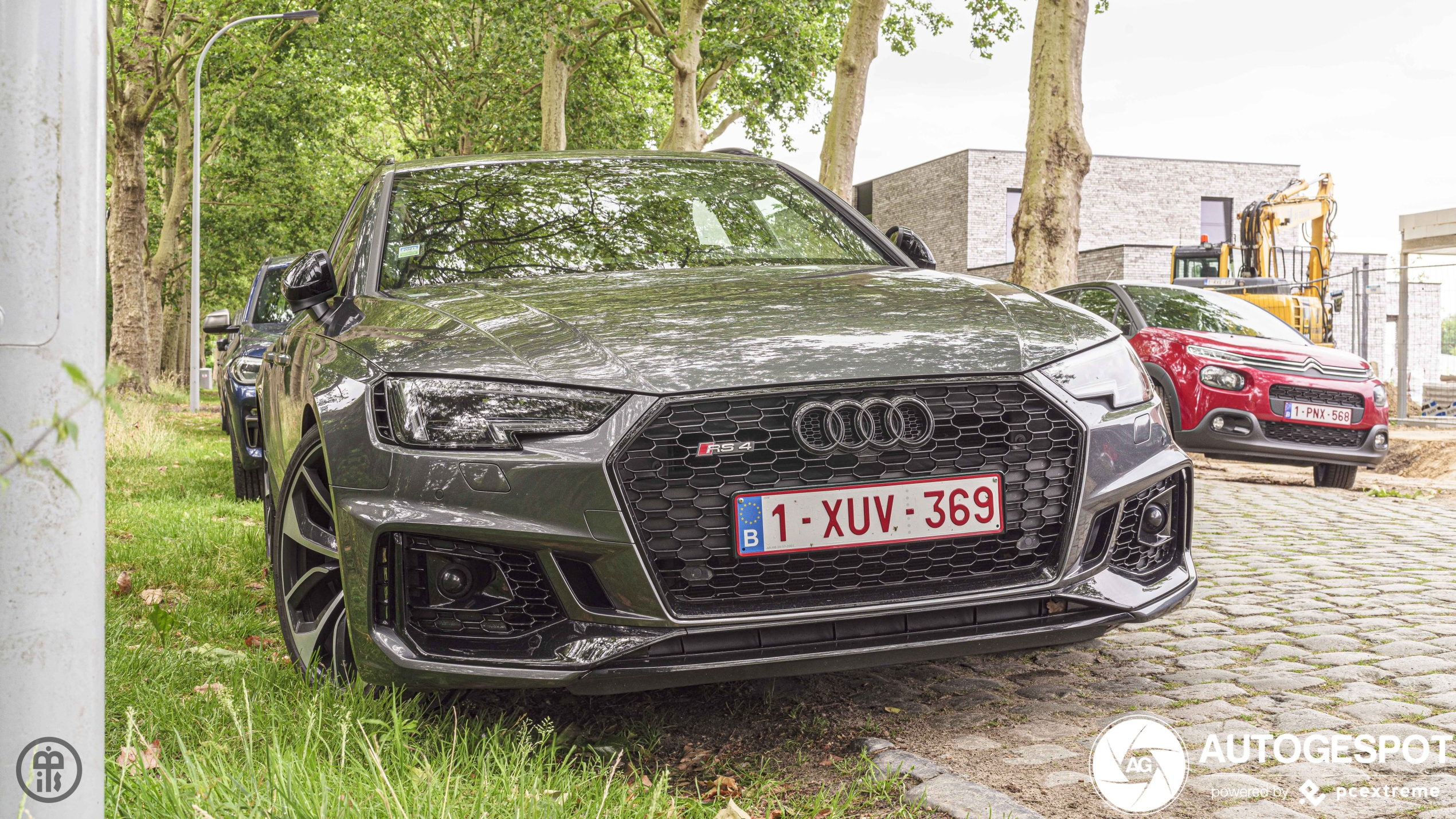 Audi RS4 Avant B9