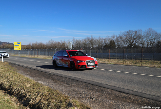 Audi RS4 Avant B8