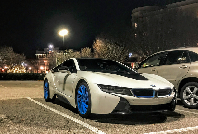 BMW i8