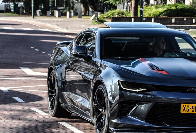 Chevrolet Camaro SS 2016 50th Anniversary