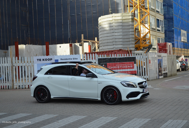 Mercedes-AMG A 45 W176 2015