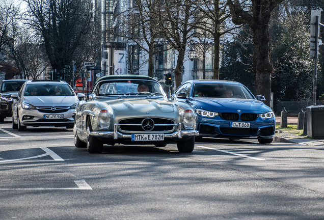 Mercedes-Benz 300SL Roadster