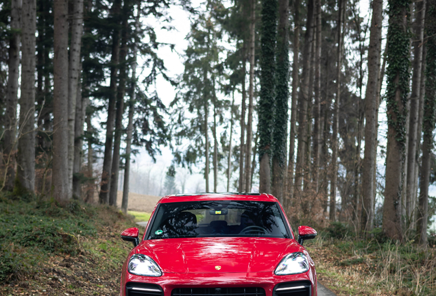 Porsche 9YA Cayenne GTS