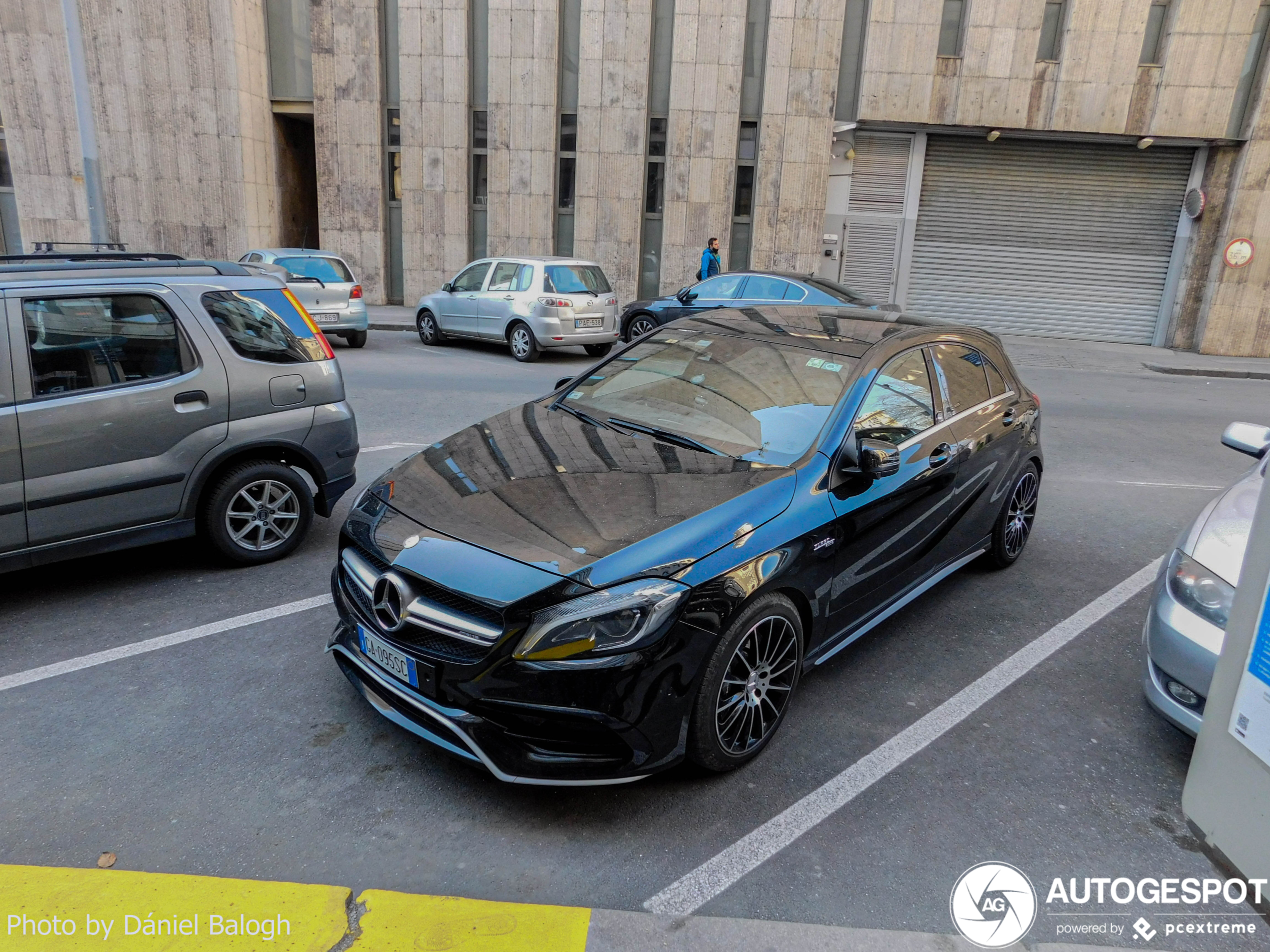 Mercedes-AMG A 45 W176 2015