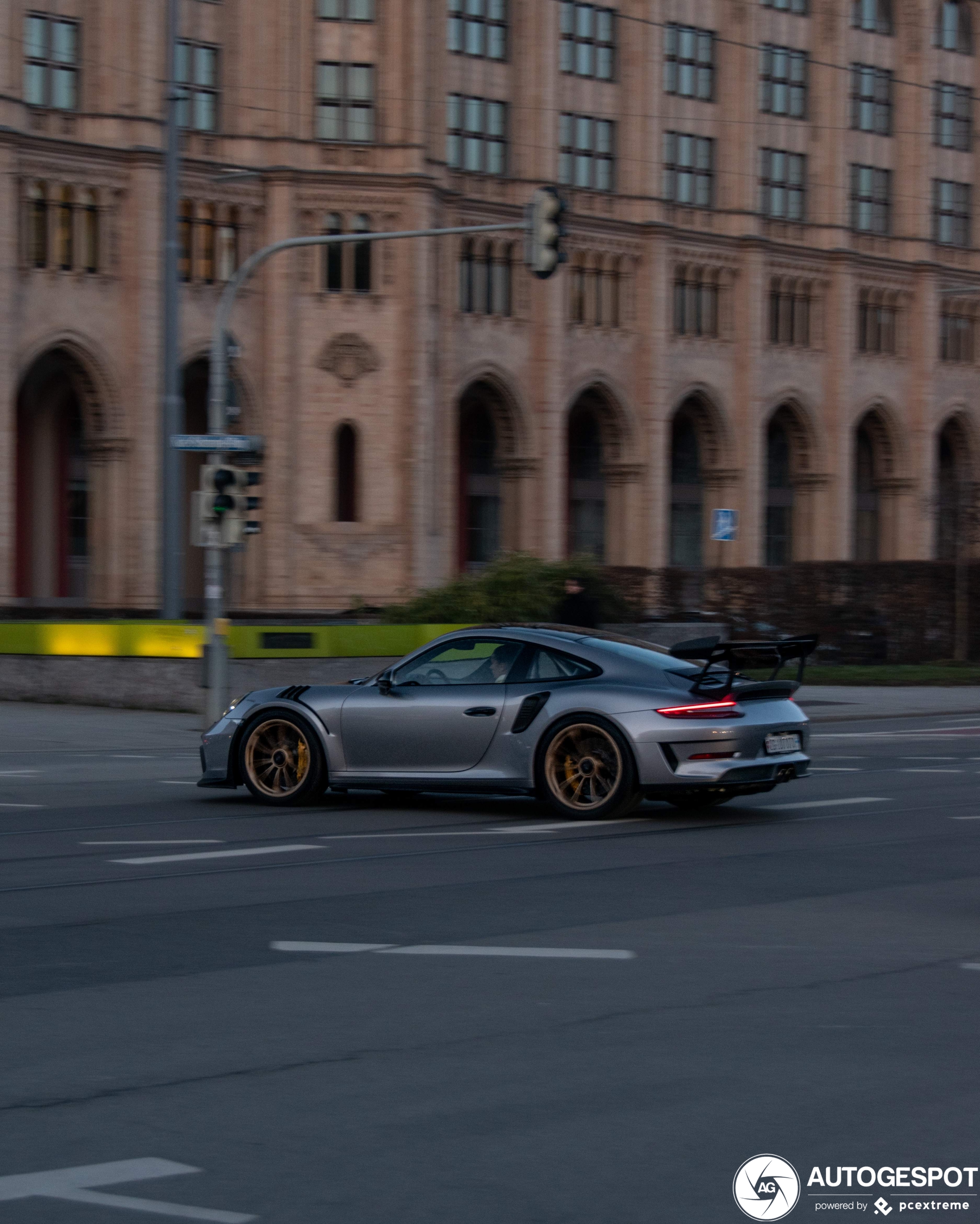 Porsche 991 GT3 RS MkII Weissach Package