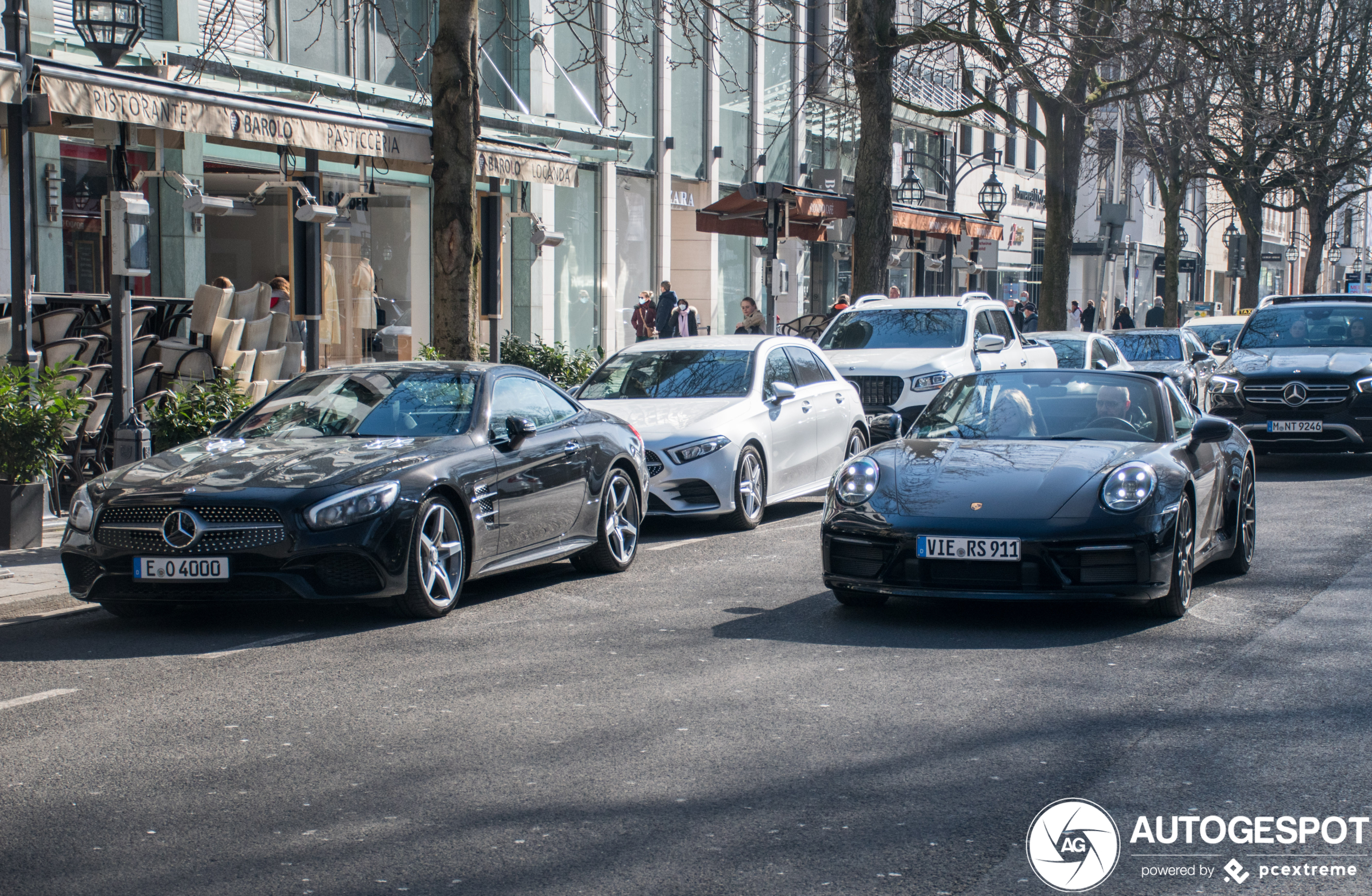 Porsche 992 Carrera 4S Cabriolet