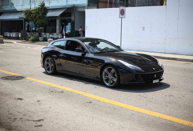 Ferrari GTC4Lusso