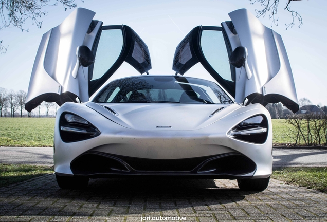 McLaren 720S