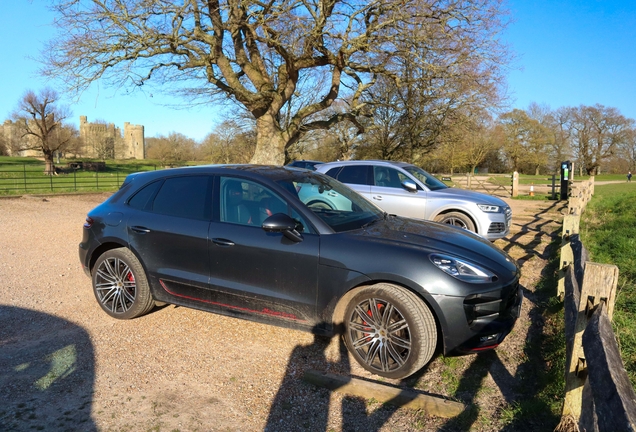 Porsche 95B Macan Turbo Exclusive Performance Edition