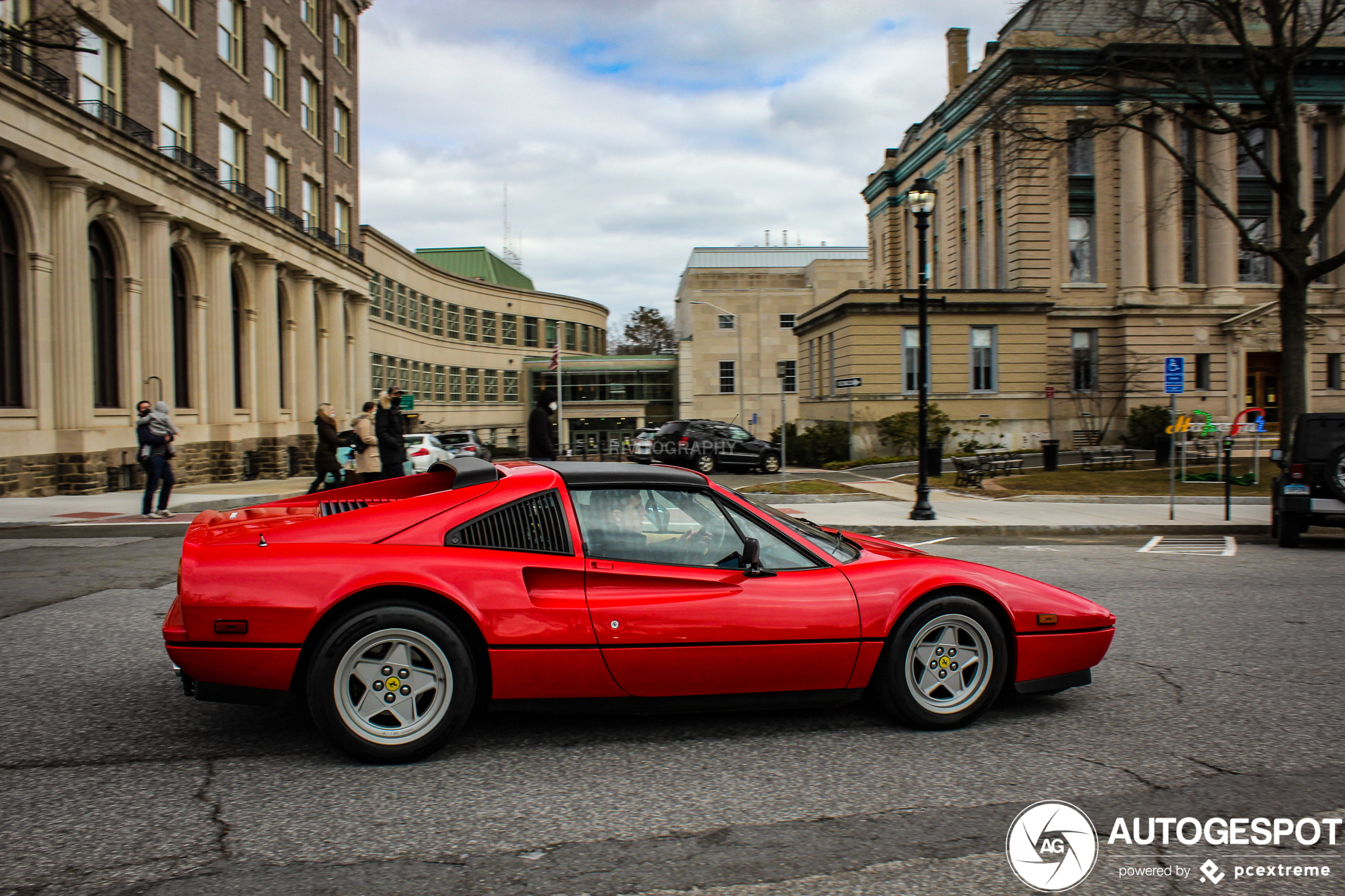 Ferrari 328 GTS