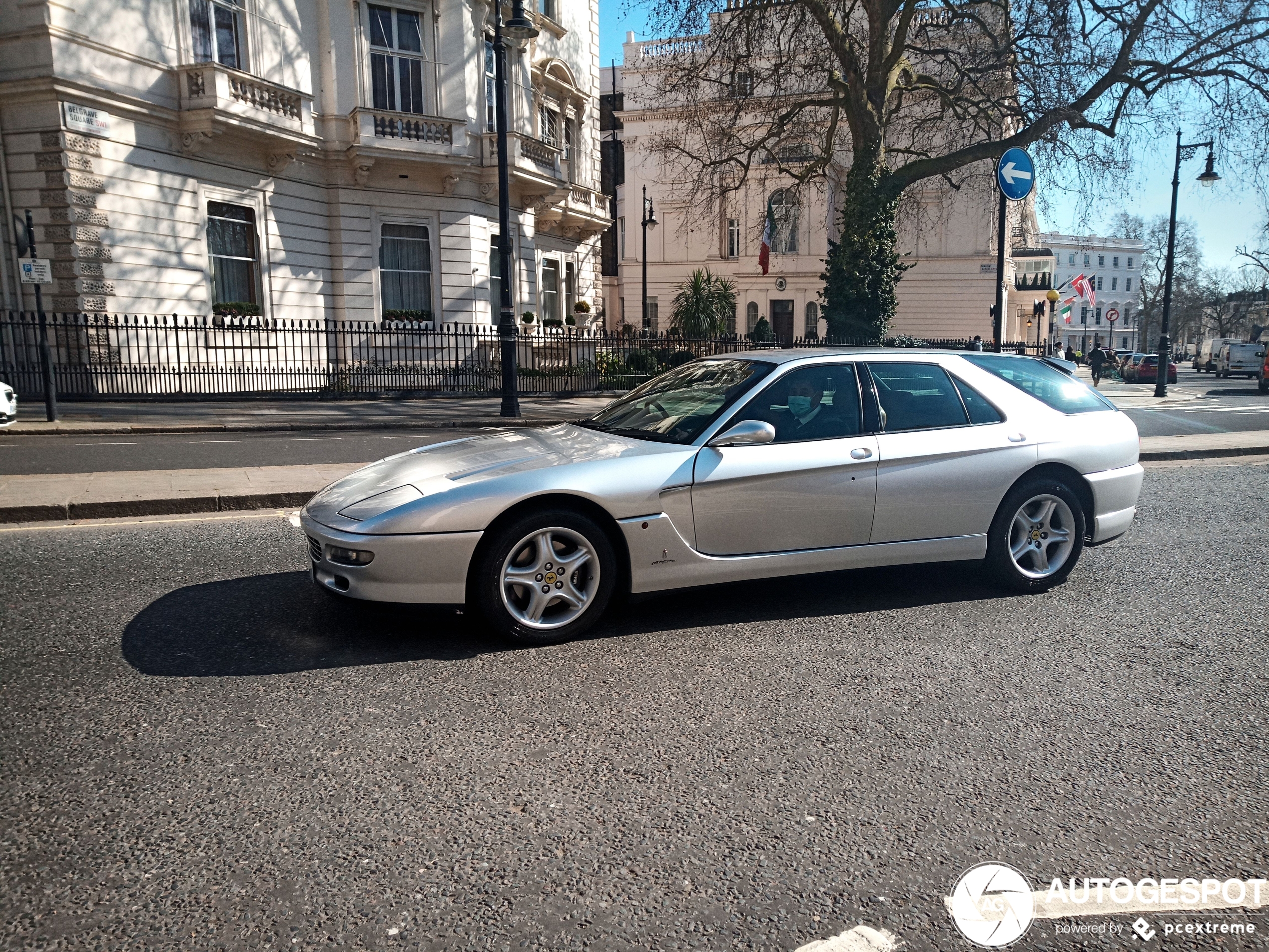 Ferrari 456 GT Venice rijdt nog altijd rond door Londen