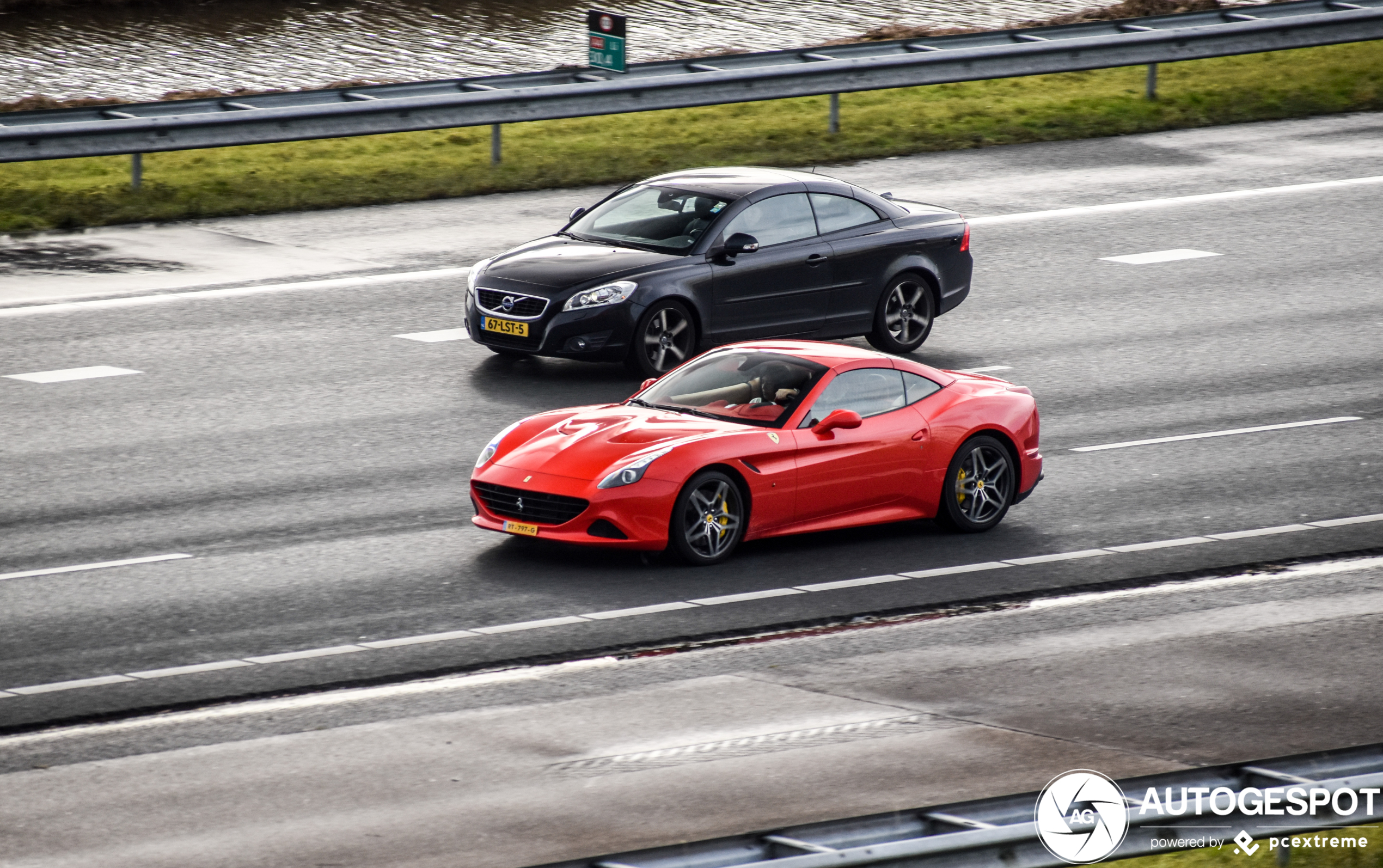 Ferrari California T