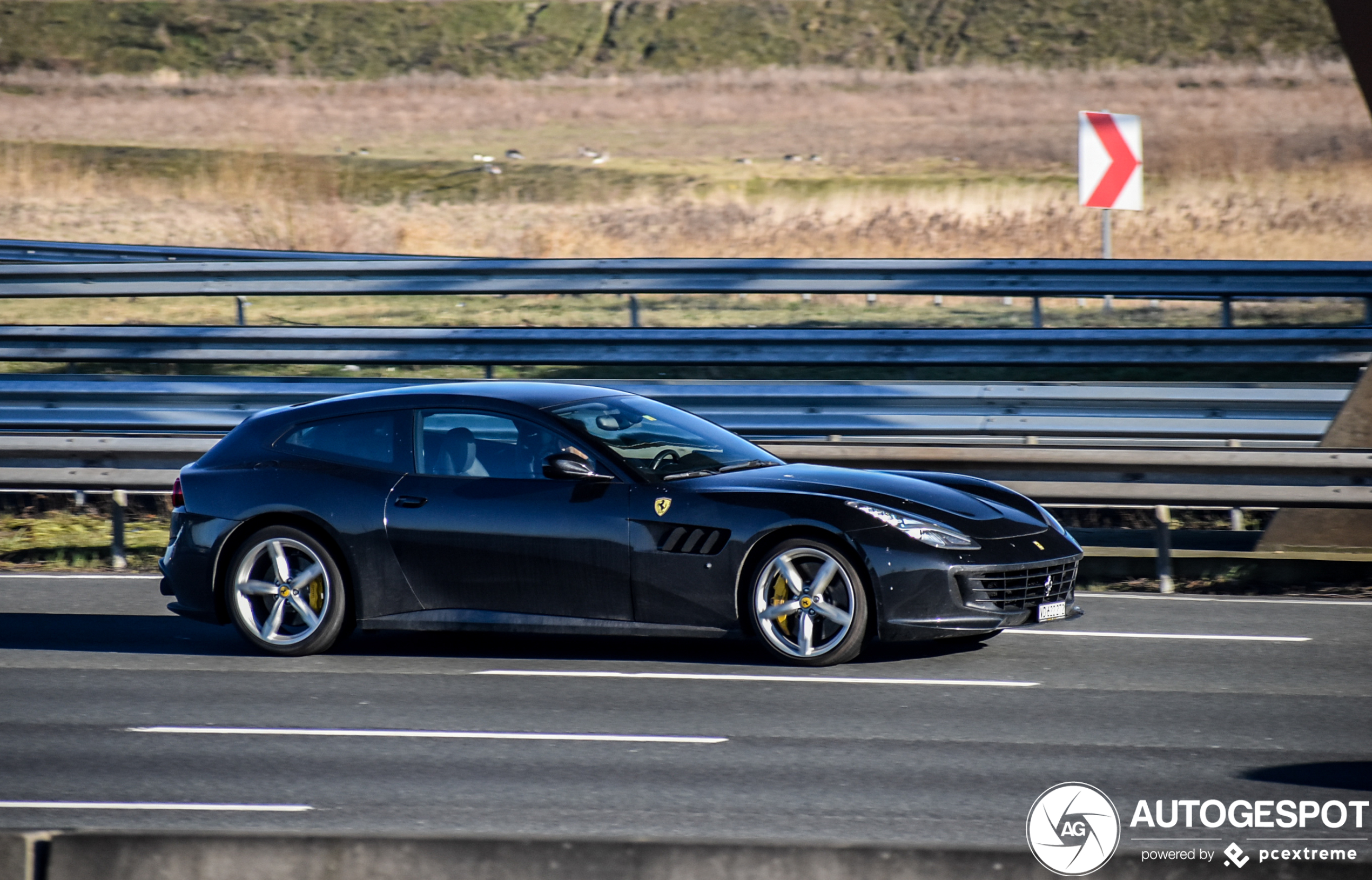 Ferrari GTC4Lusso