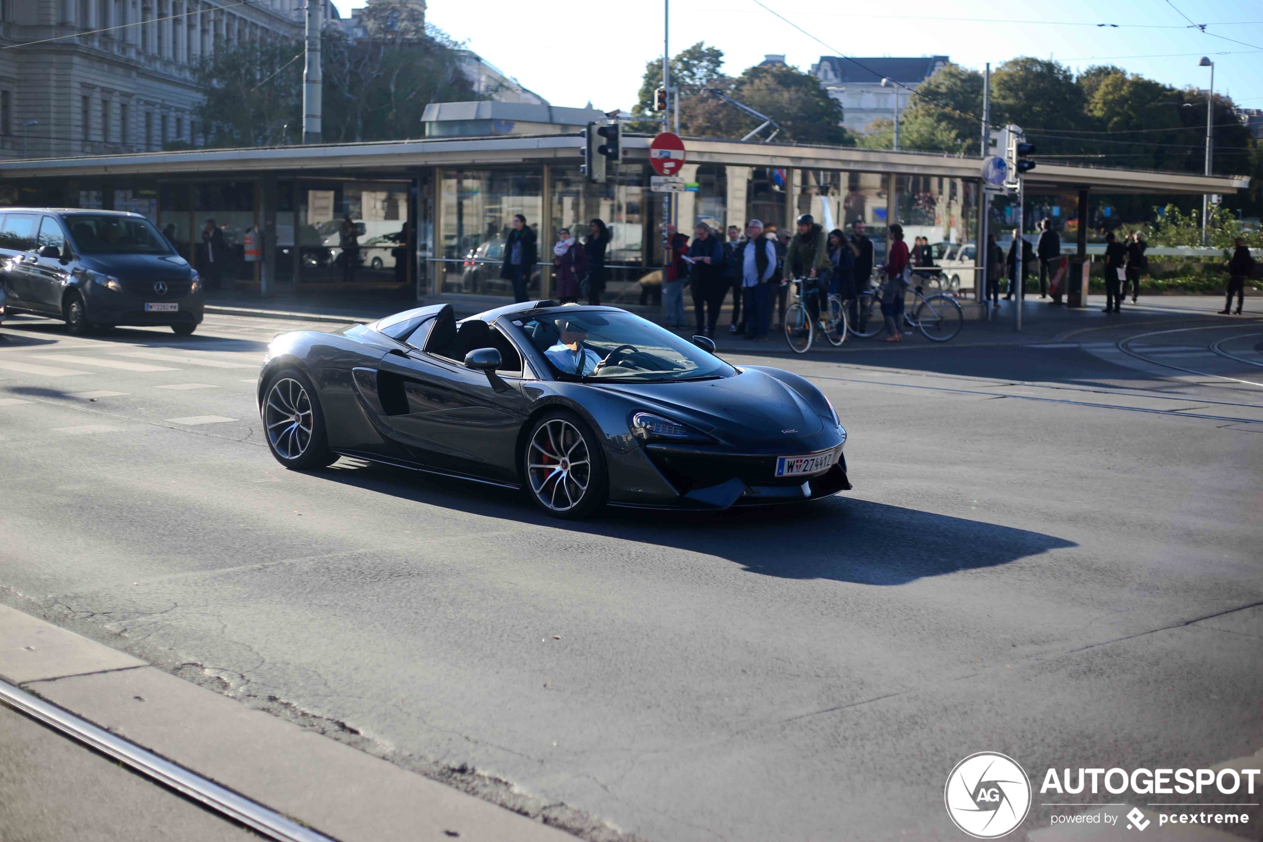 McLaren 570S Spider