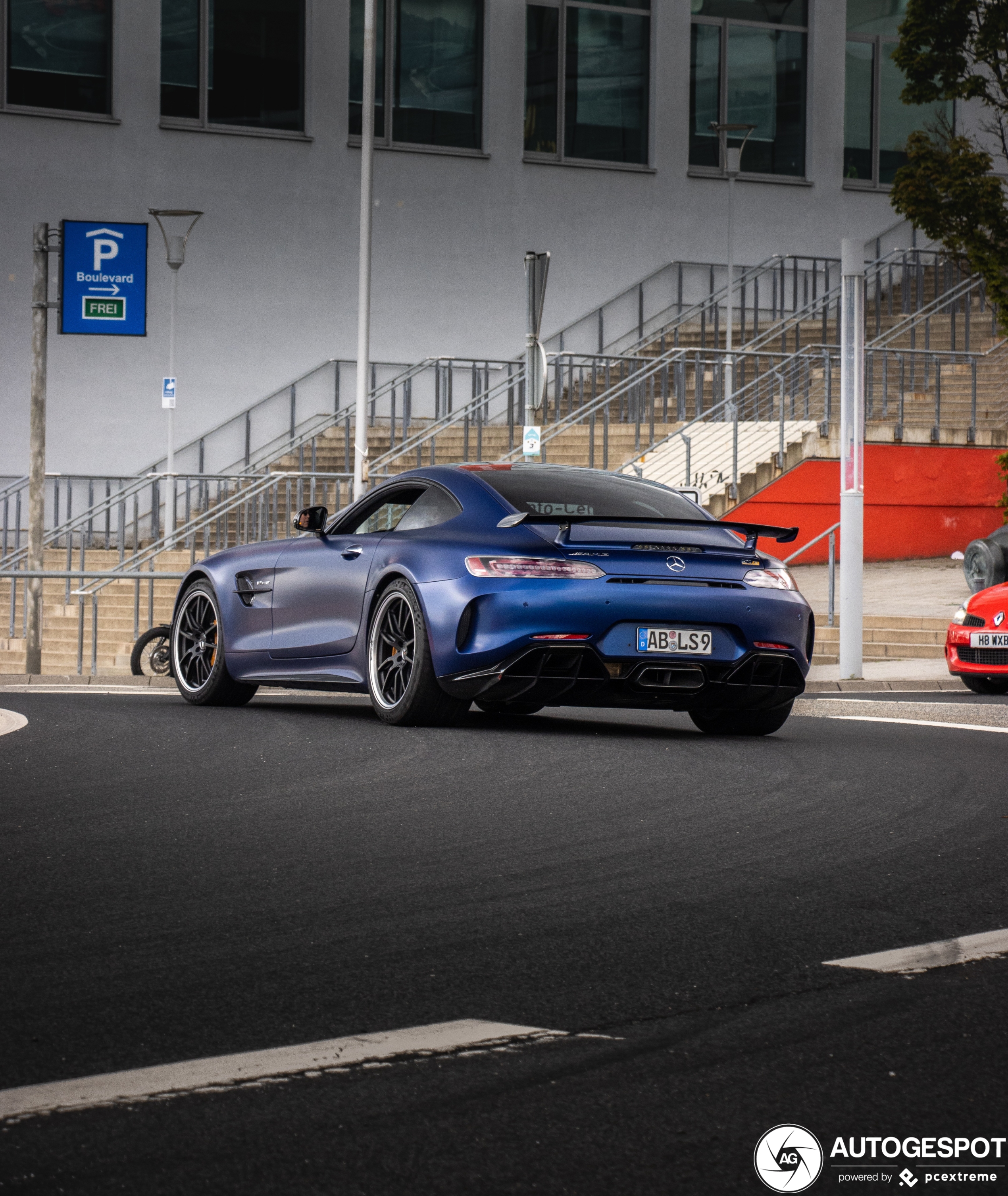 Mercedes-AMG GT R C190 2019