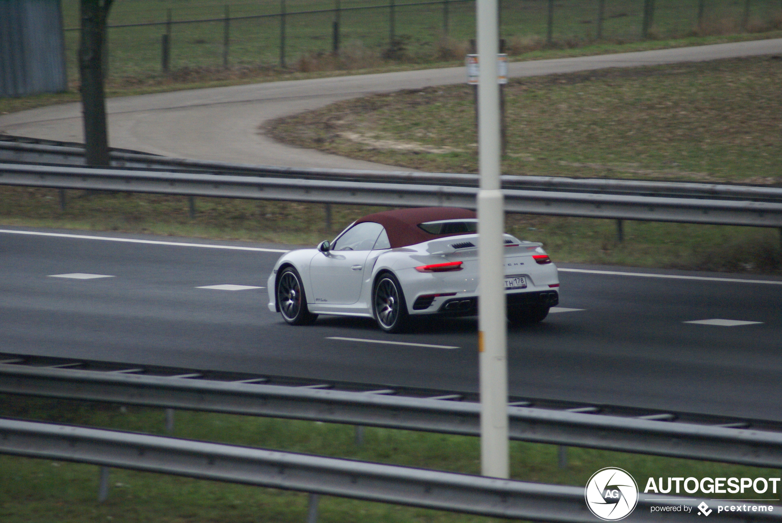 Porsche 991 Turbo Cabriolet MkII