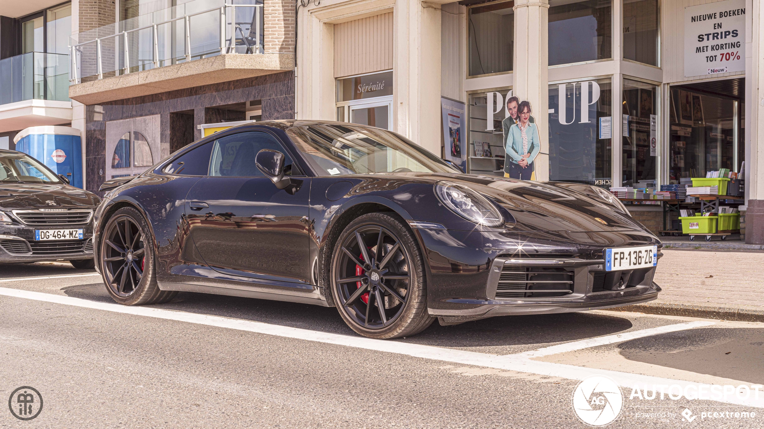 Porsche 992 Carrera 4S