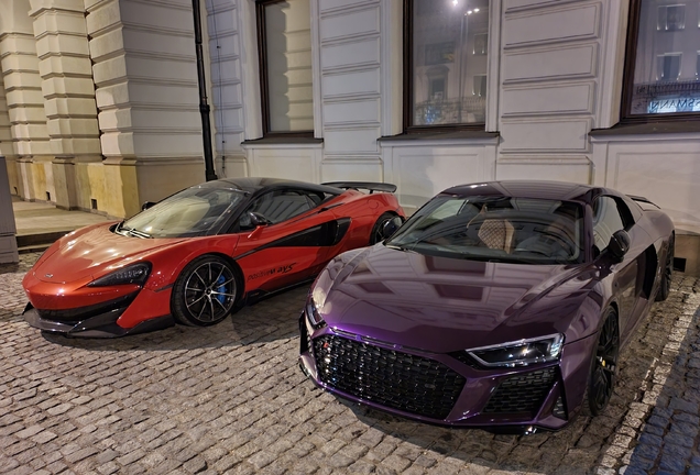 Audi R8 V10 Plus 2015