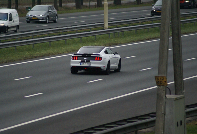 Ford Mustang GT 2015