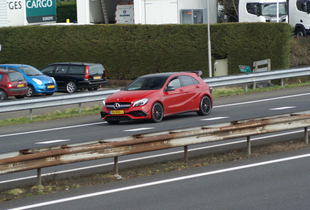 Mercedes-AMG A 45 W176 2015