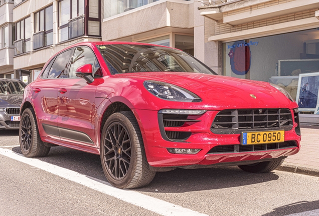 Porsche 95B Macan GTS