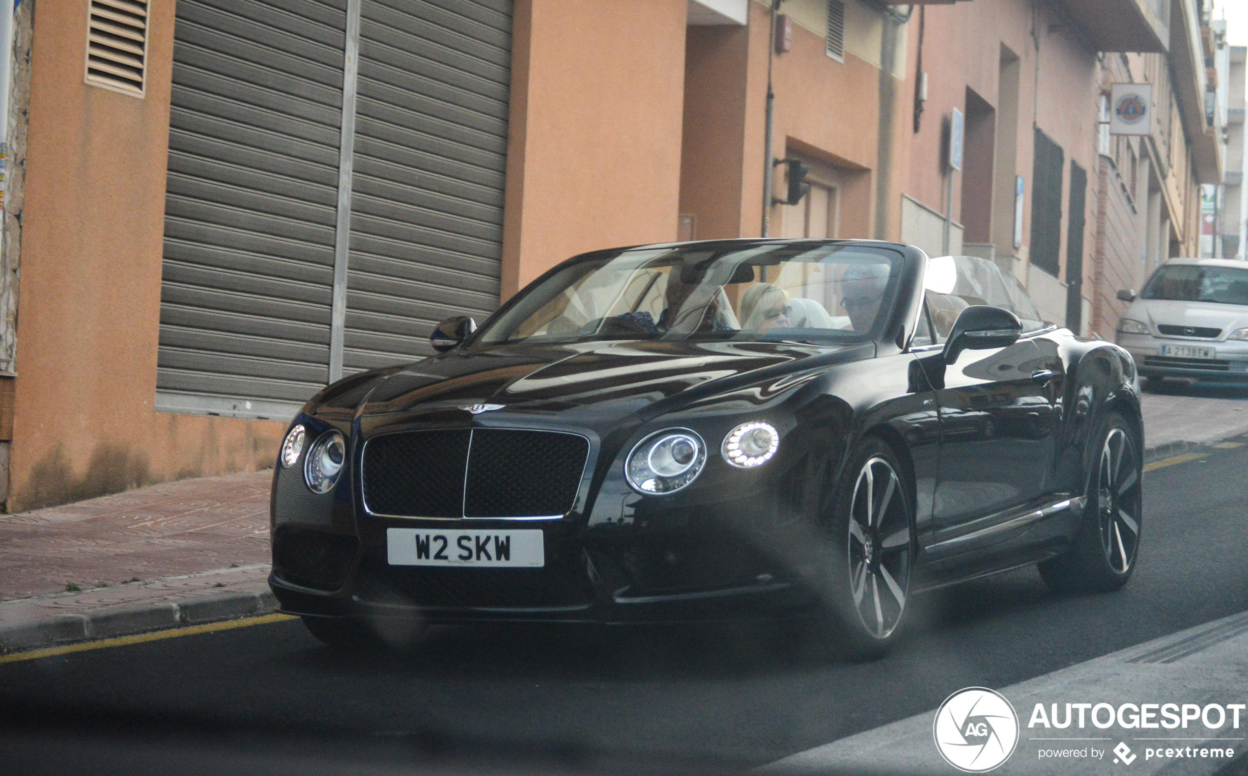 Bentley Continental GTC V8 S