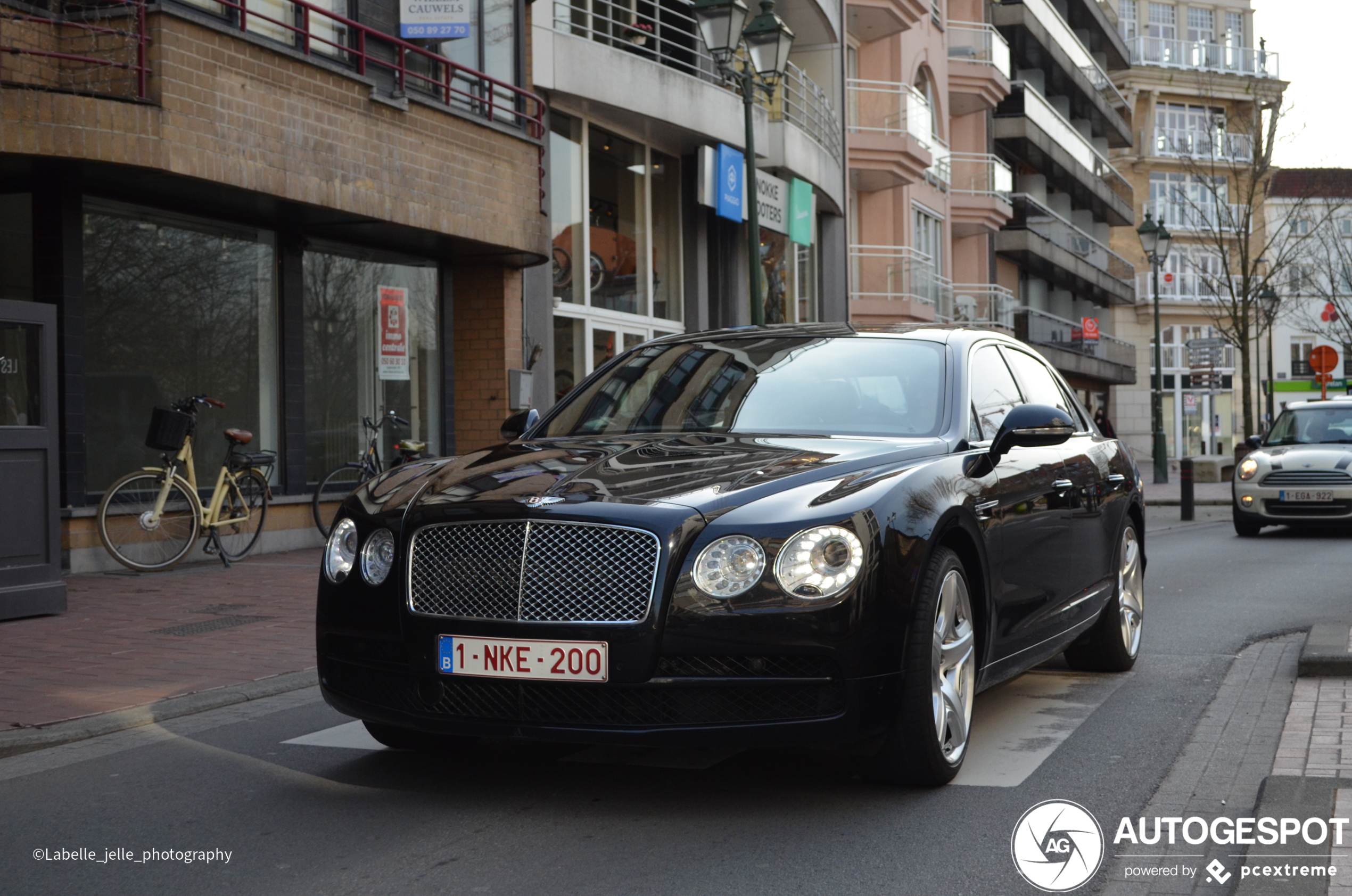 Bentley Flying Spur V8