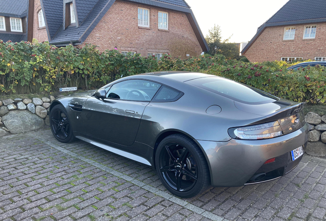 Aston Martin V8 Vantage AMR