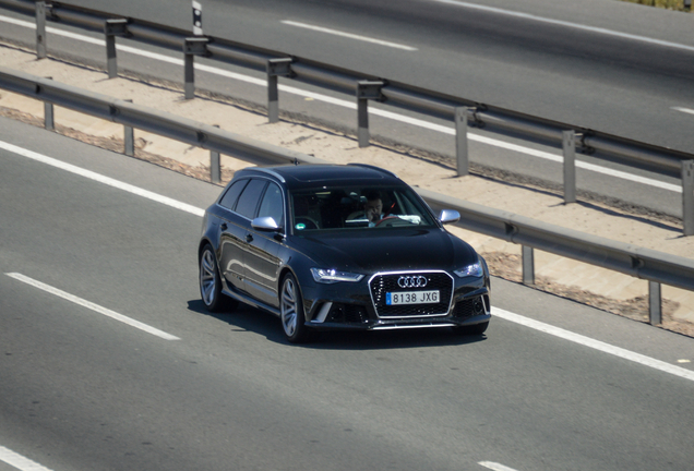 Audi RS6 Avant C7 2015