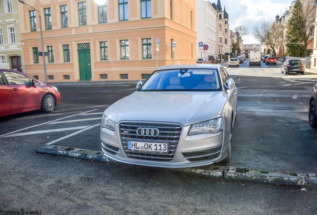 Audi S8 D4