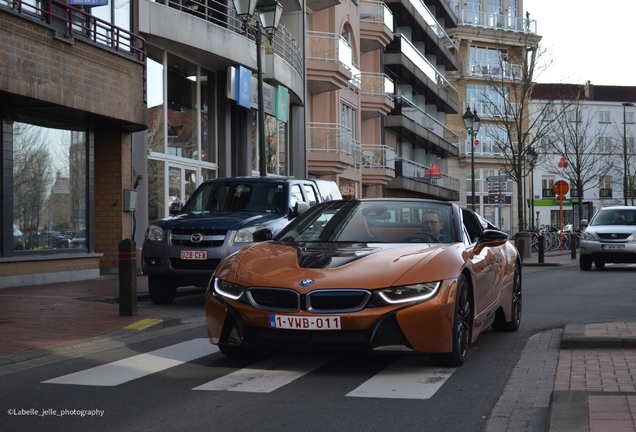 BMW i8 Roadster