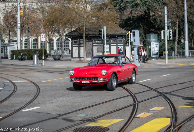 Ferrari 330 GT 2+2 Series II