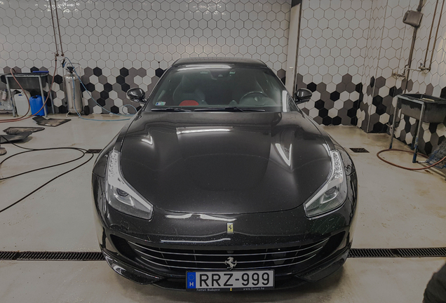 Ferrari GTC4Lusso