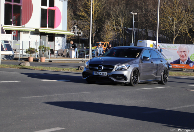 Mercedes-AMG A 45 W176 2015