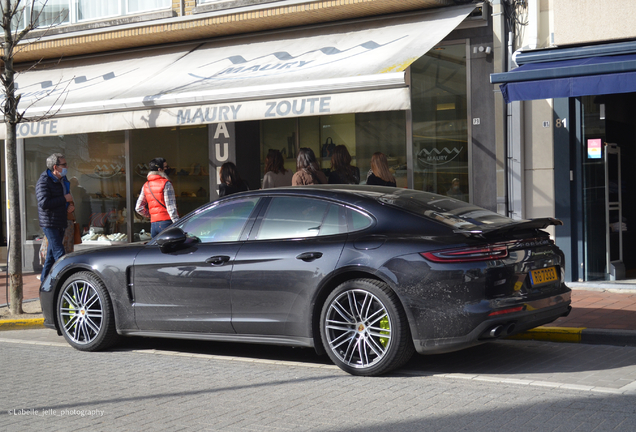 Porsche 971 Panamera Turbo S E-Hybrid