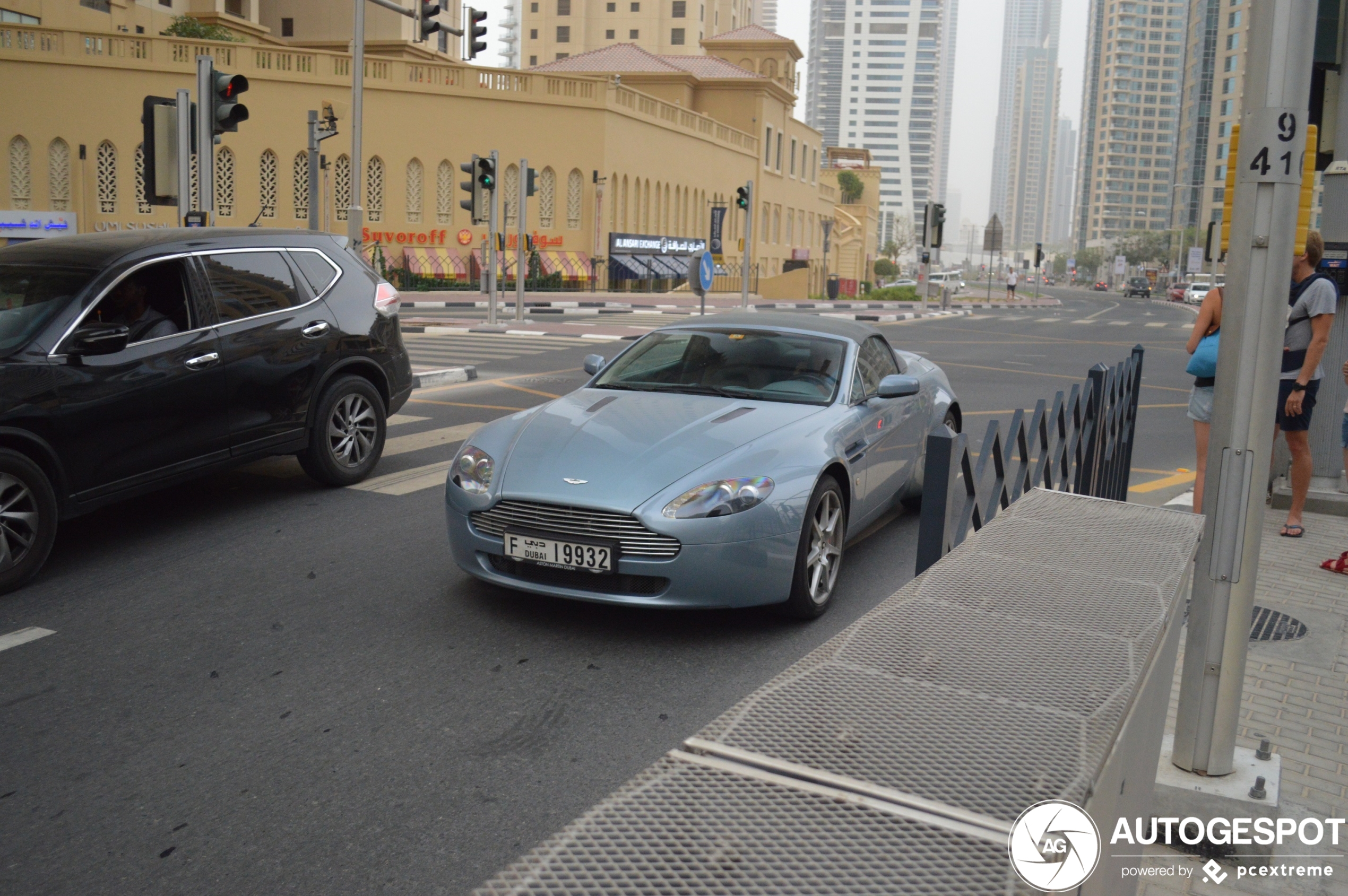 Aston Martin V8 Vantage Roadster