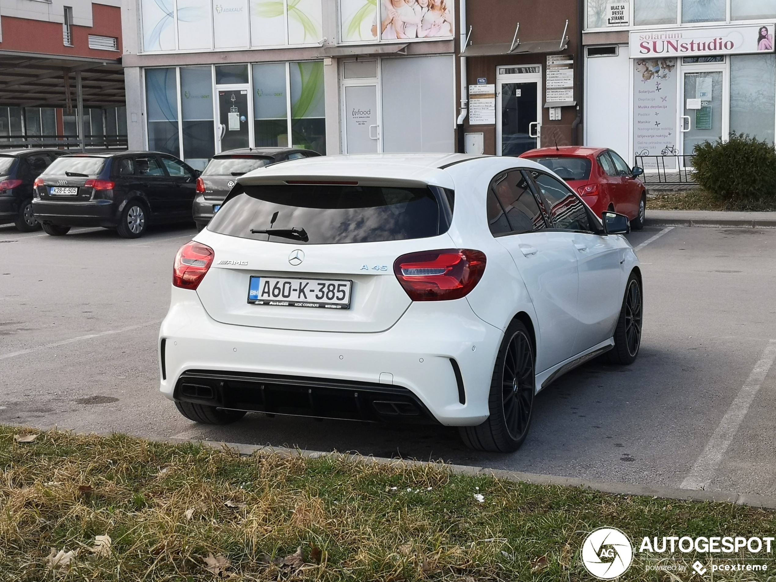 Mercedes-AMG A 45 W176 2015