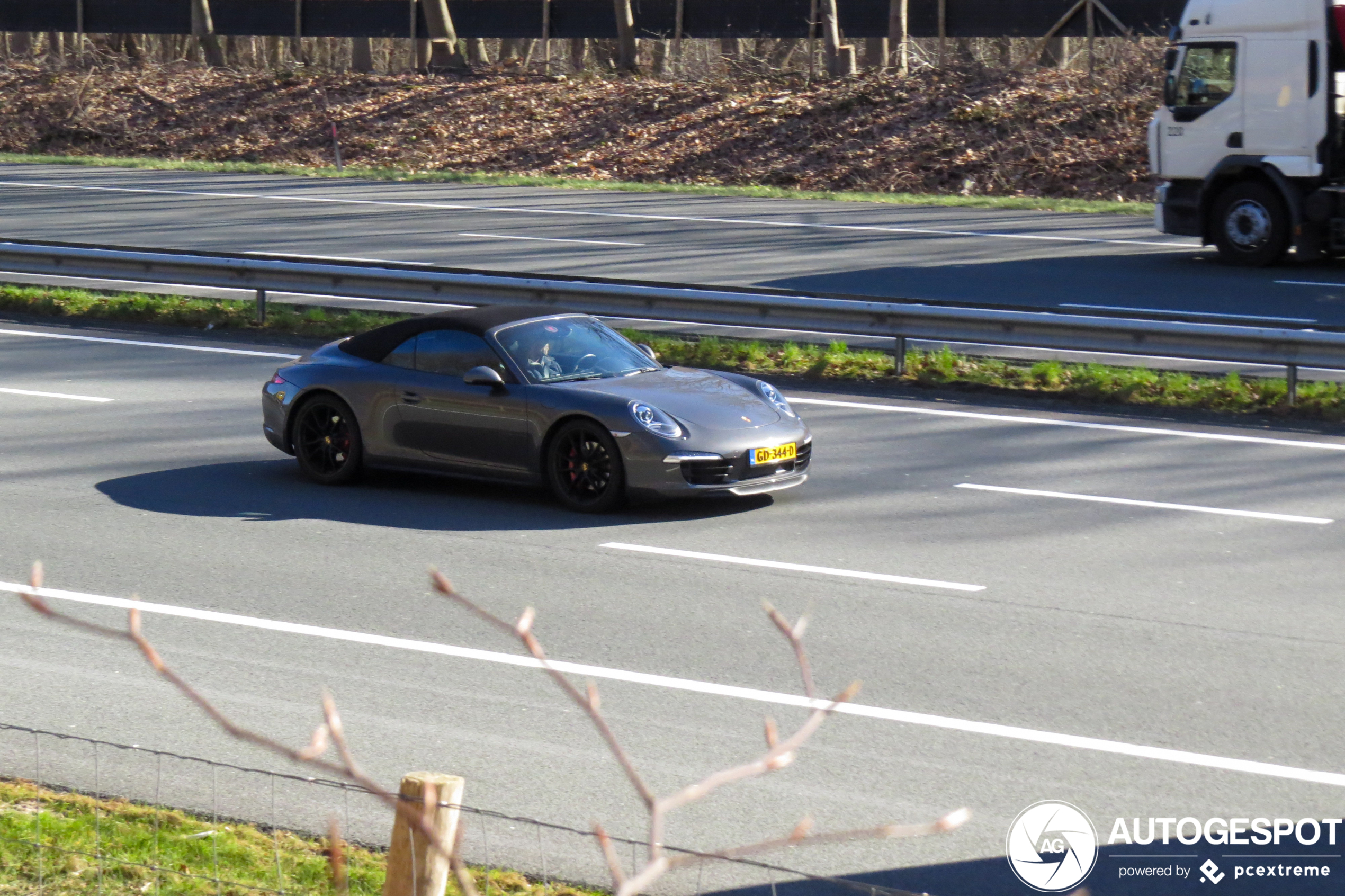 Porsche 991 Carrera 4S Cabriolet MkI