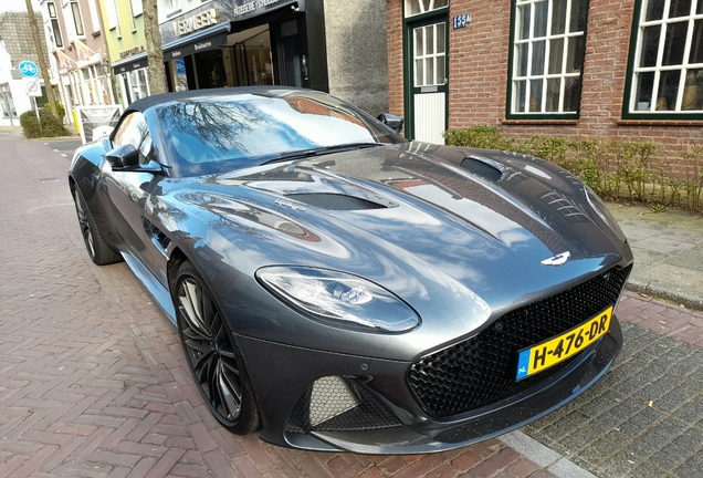 Aston Martin DBS Superleggera Volante