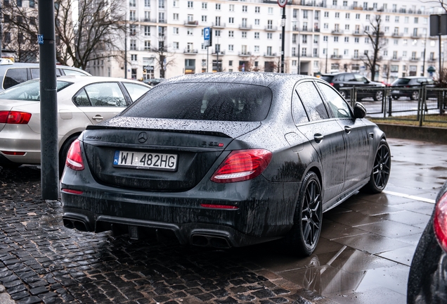 Mercedes-AMG E 63 S W213