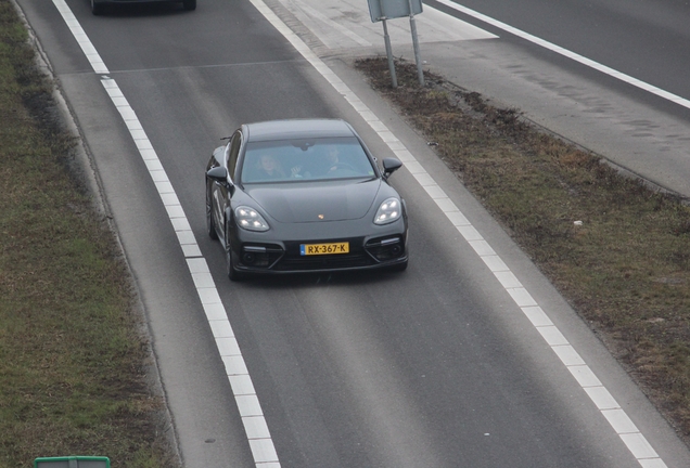 Porsche 971 Panamera Turbo S E-Hybrid