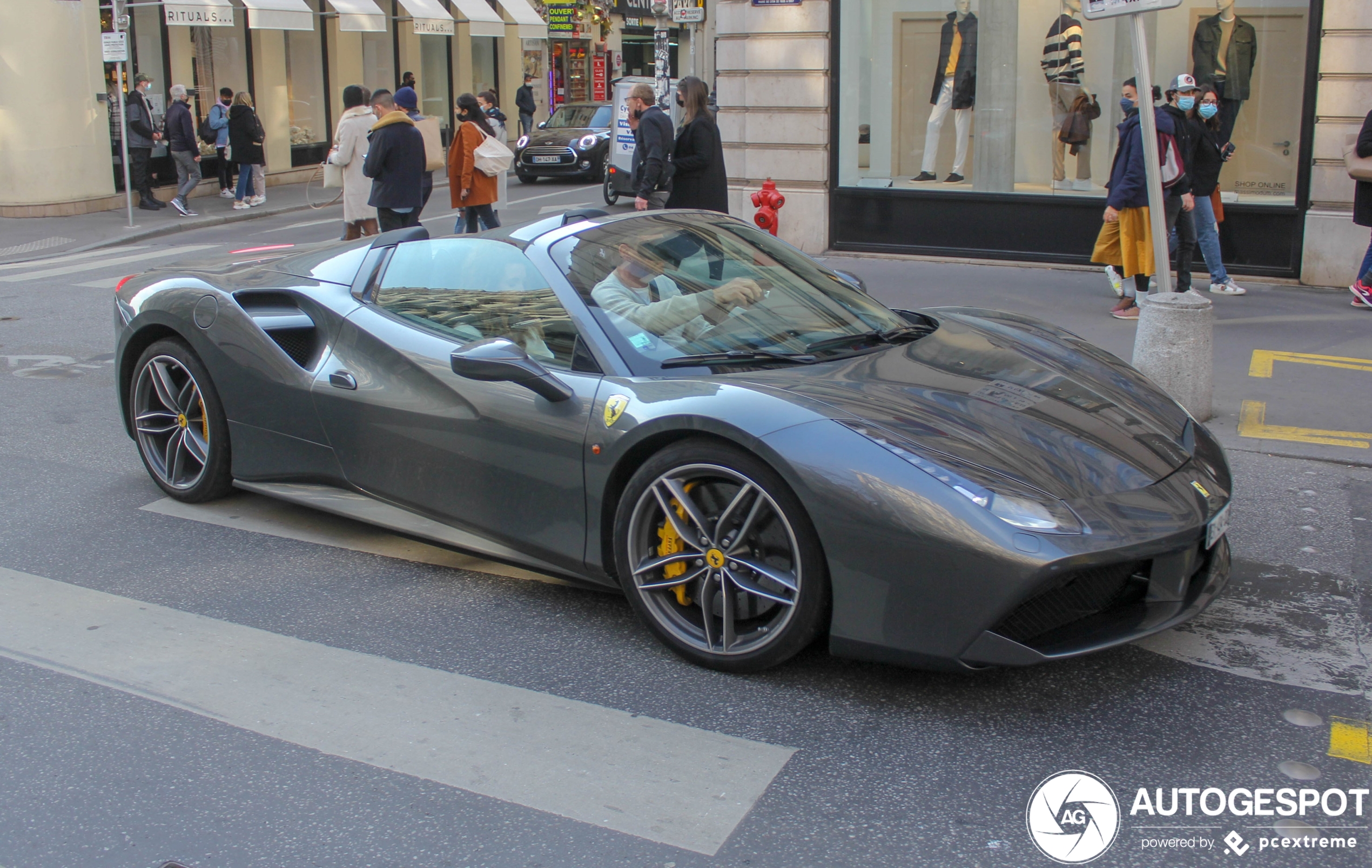 Ferrari 488 Spider