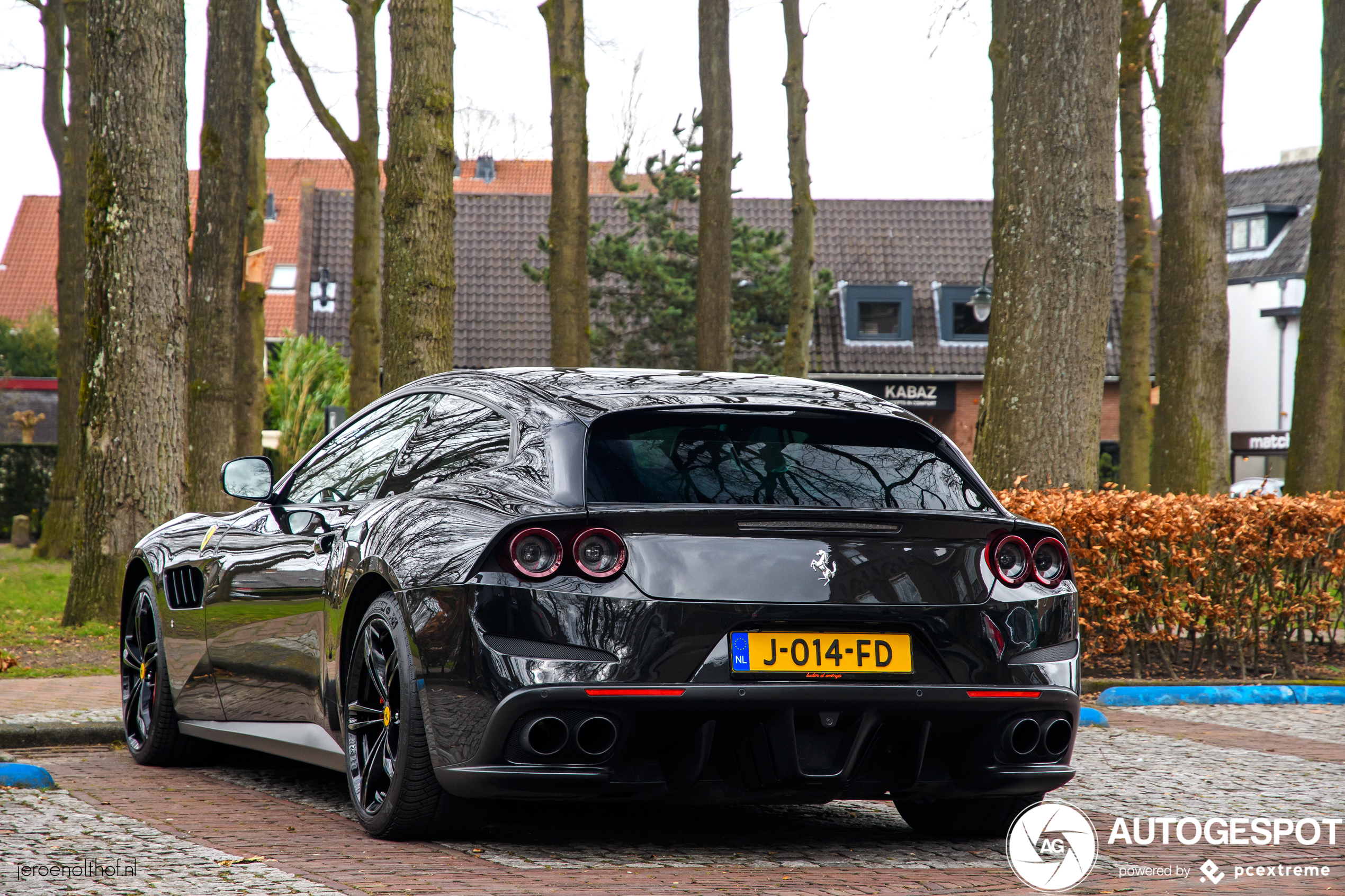 Ferrari GTC4Lusso