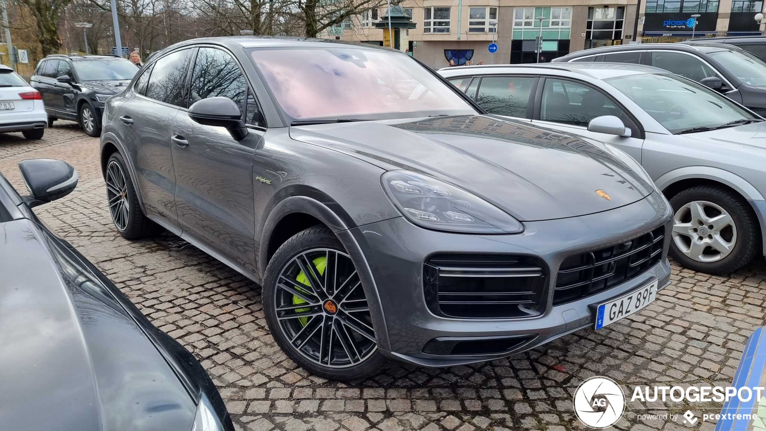 Porsche Cayenne Coupé Turbo S E-Hybrid