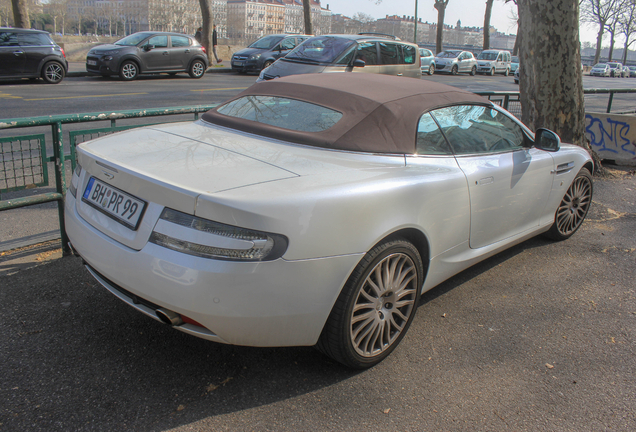 Aston Martin DB9 Volante