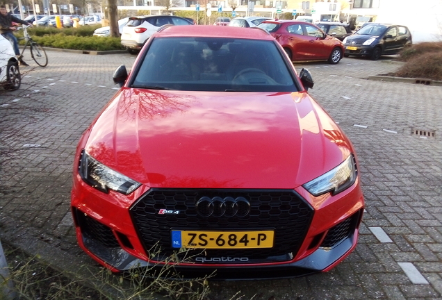 Audi RS4 Avant B9