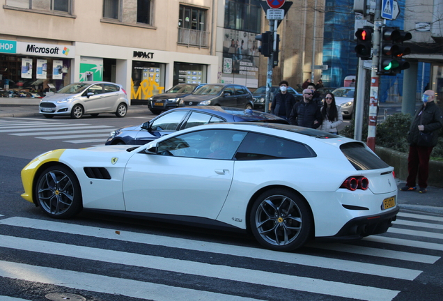 Ferrari GTC4Lusso T