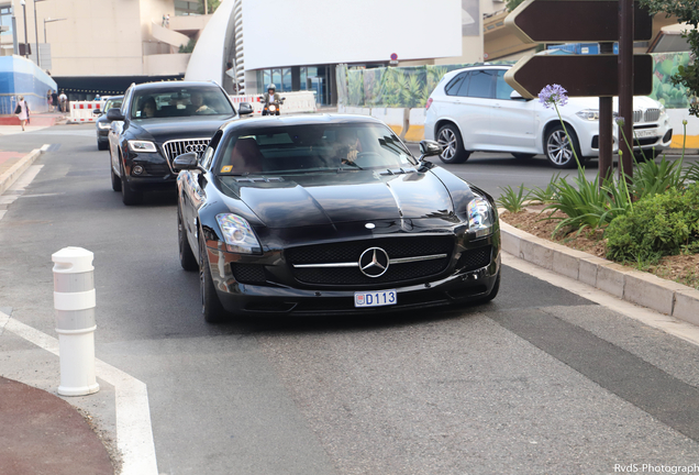 Mercedes-Benz SLS AMG