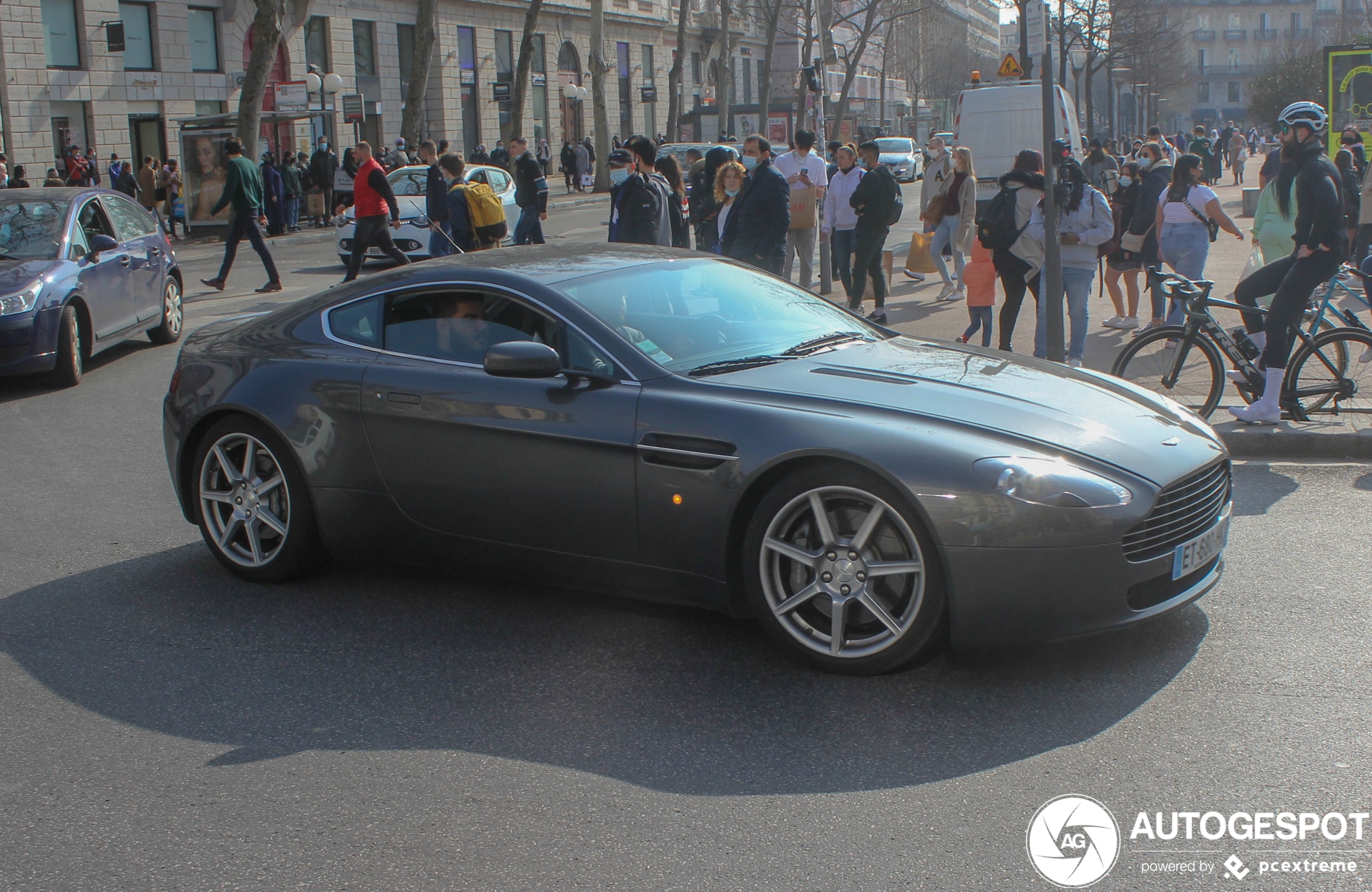 Aston Martin V8 Vantage